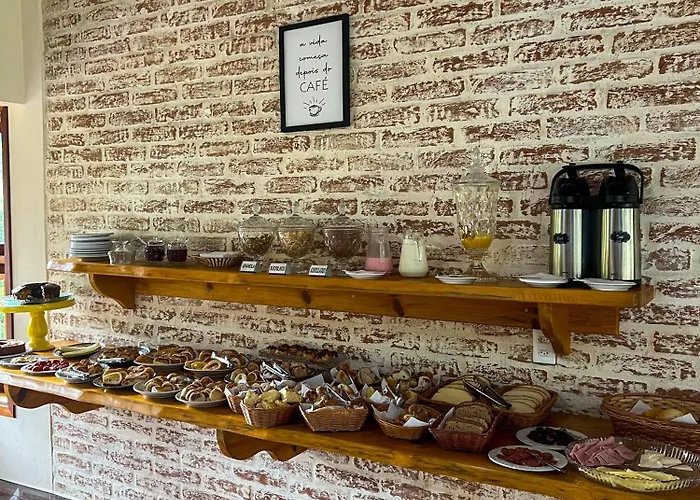 Chales Elliotti Monte Verde 